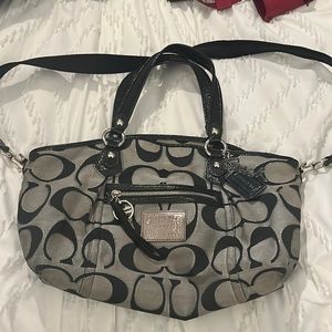 Coach Purse - Large shoulder bag with crossbody strap